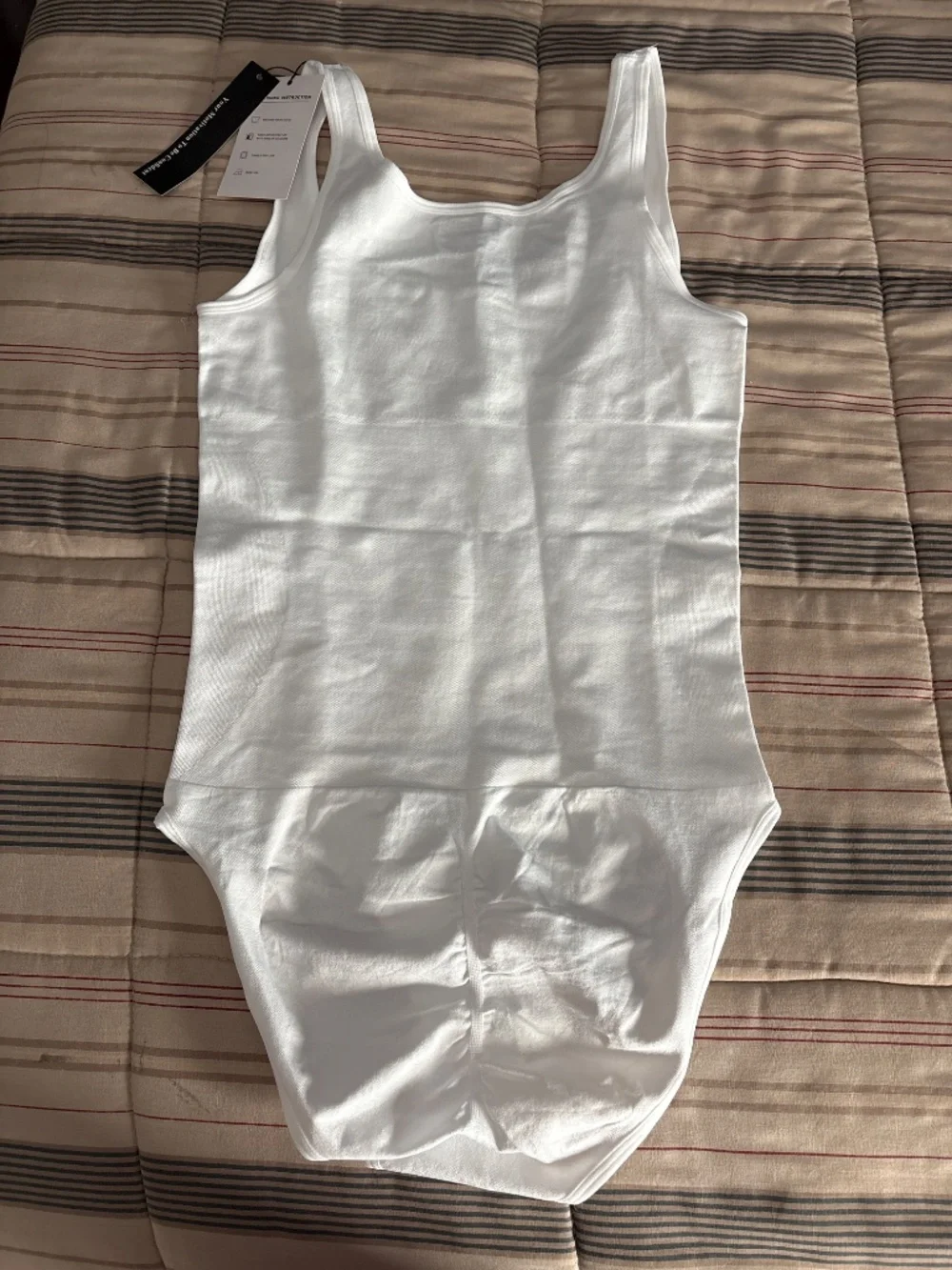 VVX Women Seamless Tummy Control Bodysuit White M/L Medium Compression - Picture 6 of 7